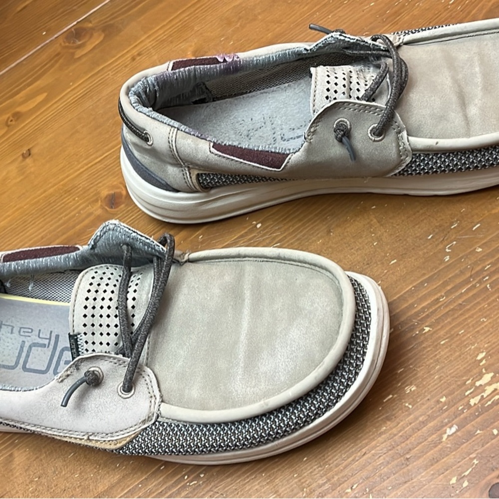 Hey Dude Men's Gray and Cream Boat Shoes